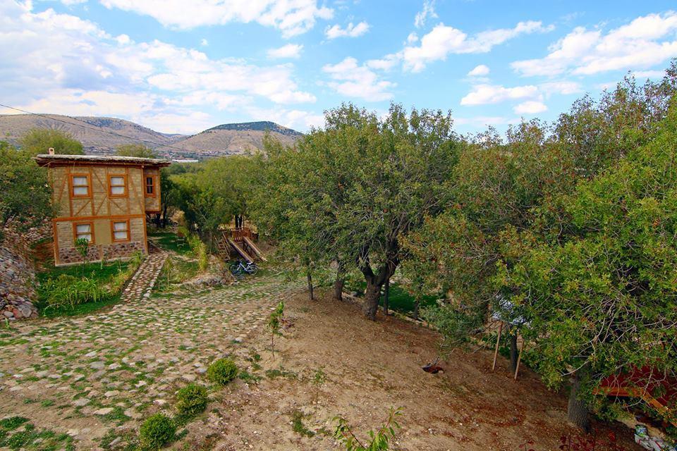 Yasayan Koy Hotel Kizilcasogut Exterior photo