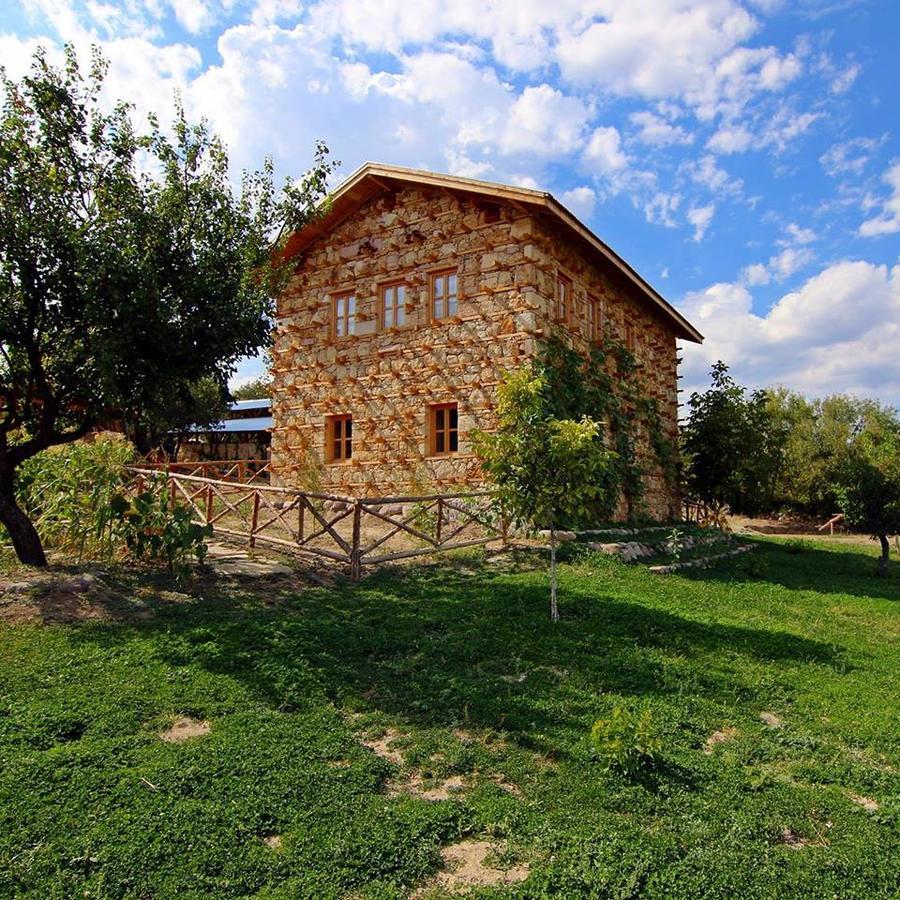 Yasayan Koy Hotel Kizilcasogut Exterior photo
